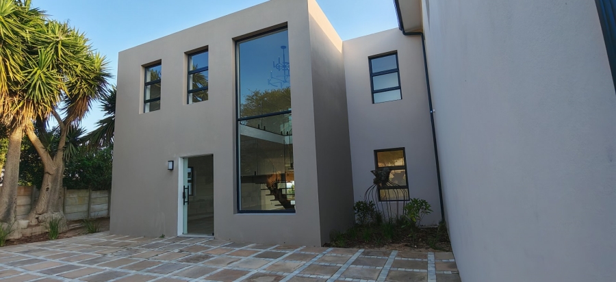 4 Bedroom Property for Sale in Dana Bay Western Cape